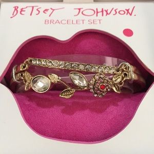 Betsey Johnson - Bracelet Set